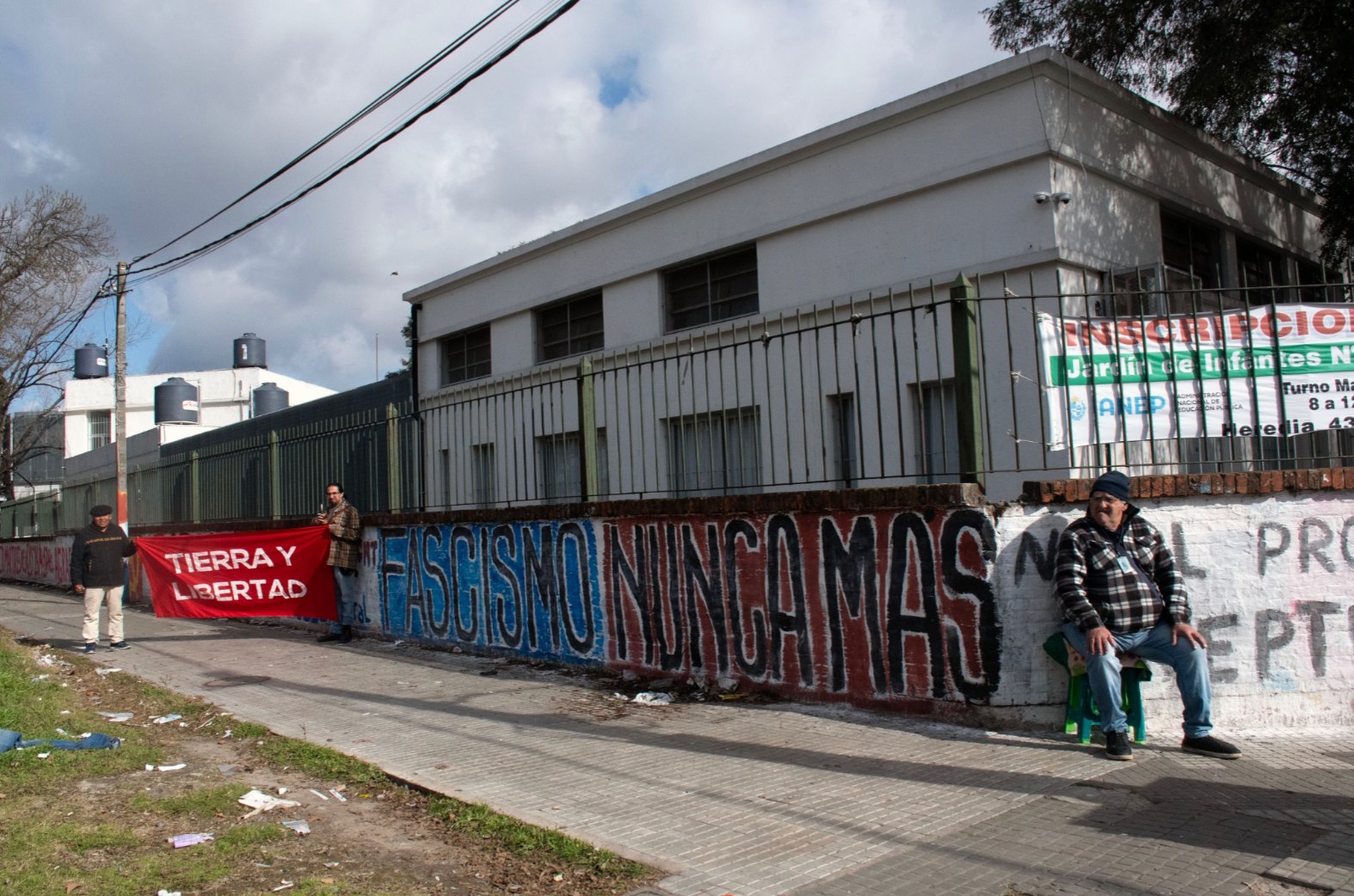 Tierra y libertad. La Teja, Montevideo, Uruguay, August 9, 2025
